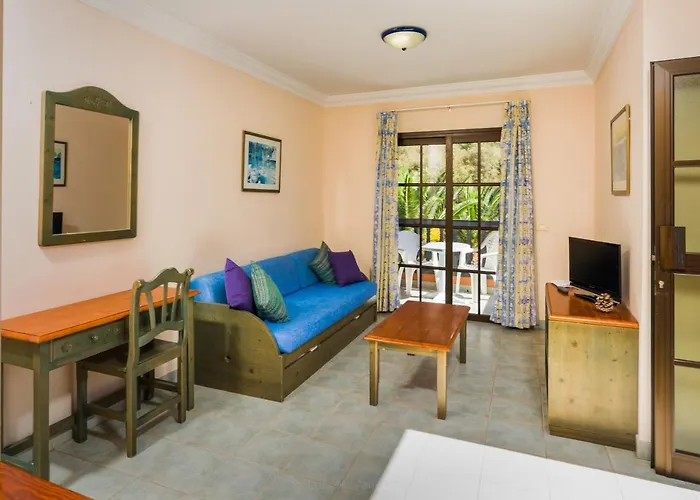 Residencial El Conde # 9