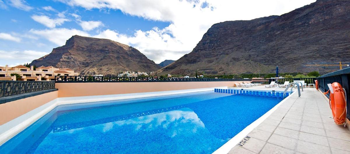 Residencial El Conde # 9 Apartment