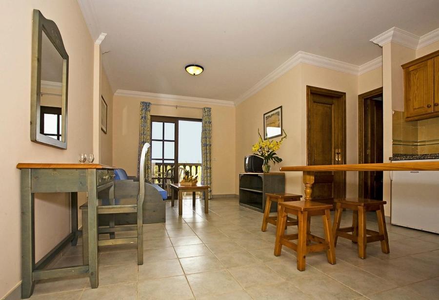 Residencial El Conde # 9 Apartment